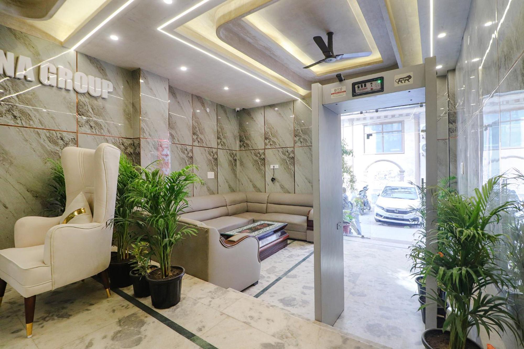首都o 29375彩虹别墅酒店 新德里 外观 照片